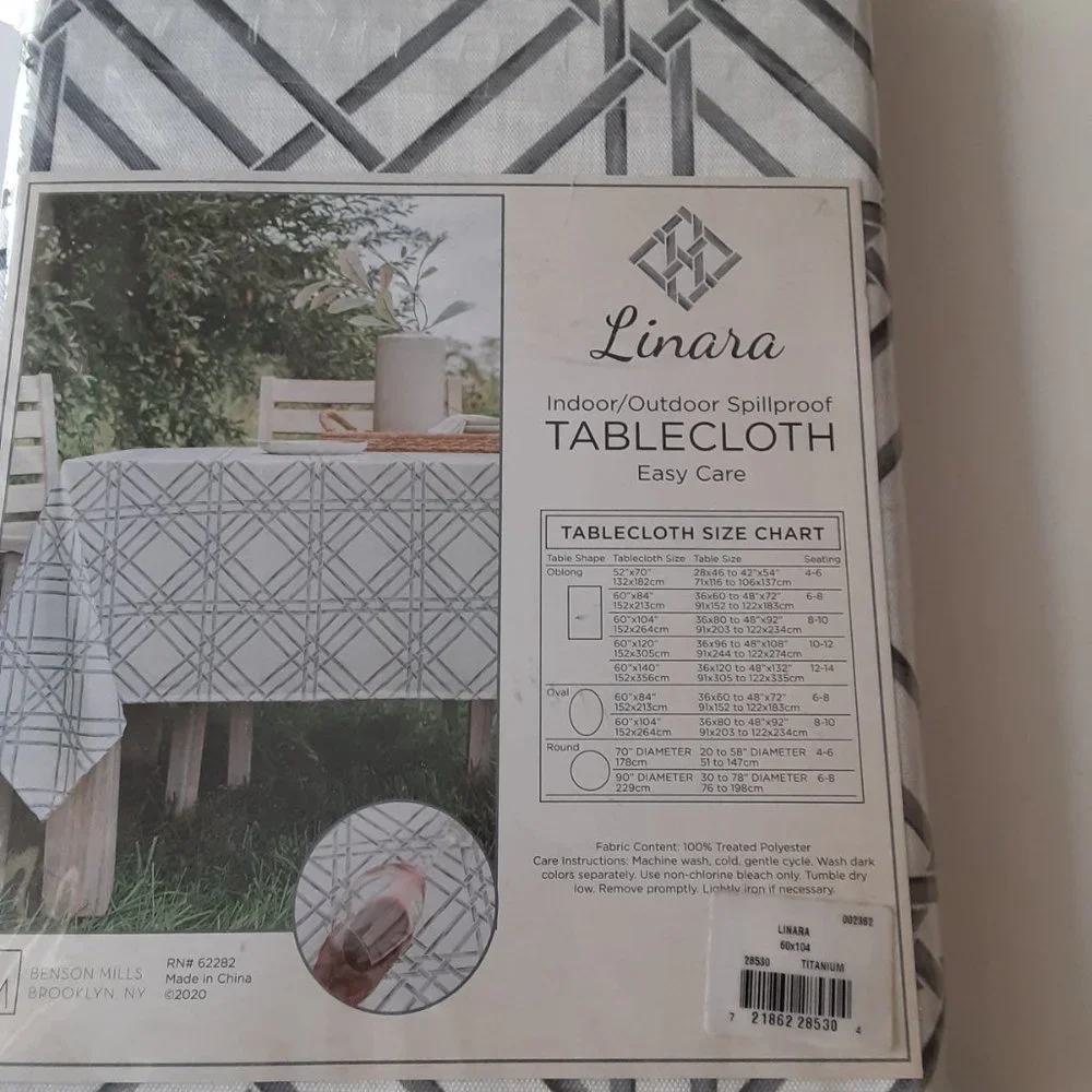 Indoor/ Outdoor Tablecloth - easy care NEW